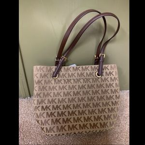michael kors purse